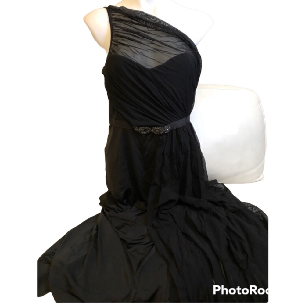 NEW Monique Lhuillier Gorgeous Black Maxi Gown size 14